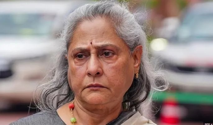 संसदीय स्थायी समितीतून जया बच्चन यांची माघार Jaya Bachchan withdraws from Parliamentary Standing Committee