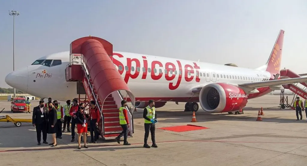 स्पाइसजेटने बीबीएएमसोबतचा वाद मिटवला SpiceJet settles dispute with BBAM
