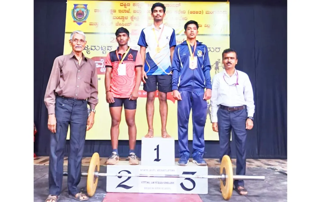 Varun wins gold in weightlifting