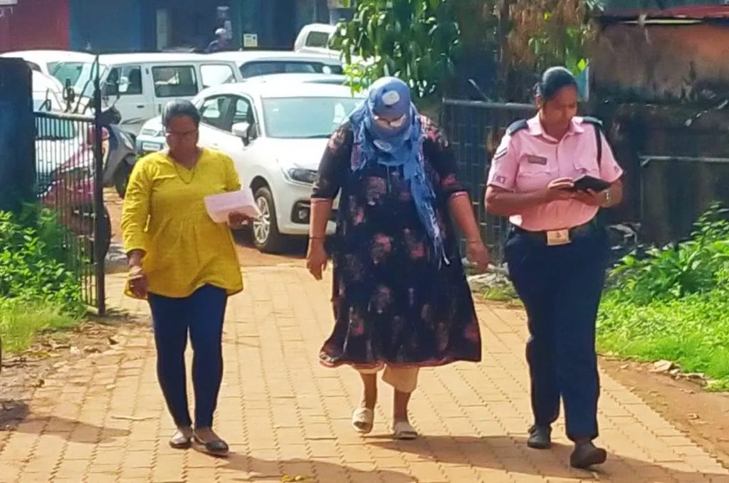 Thaksen Deepshri also smiled