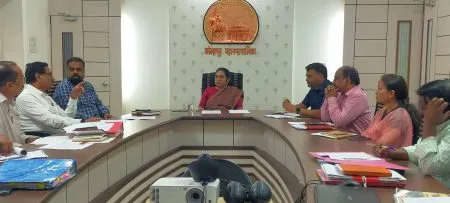 Notice issued to 7 people including Deputy Commissioner Sadhana Patil