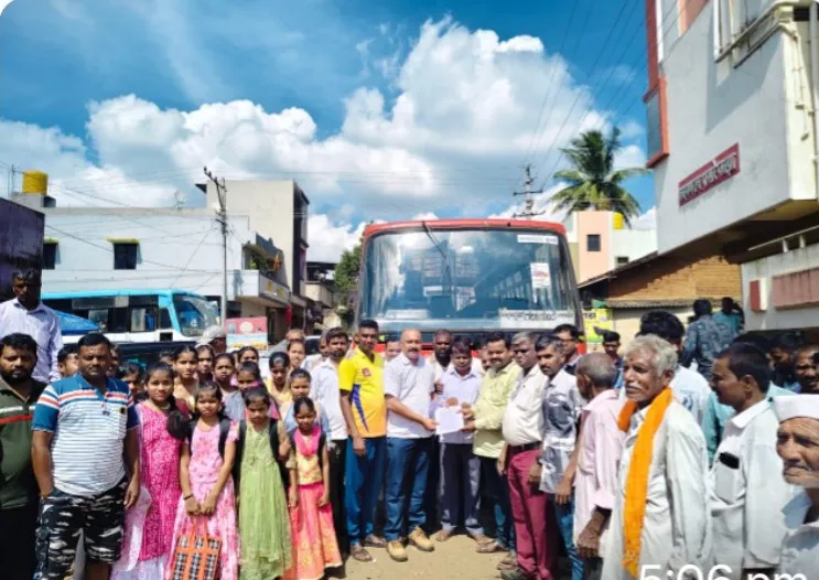 Students protest at Girlgunji