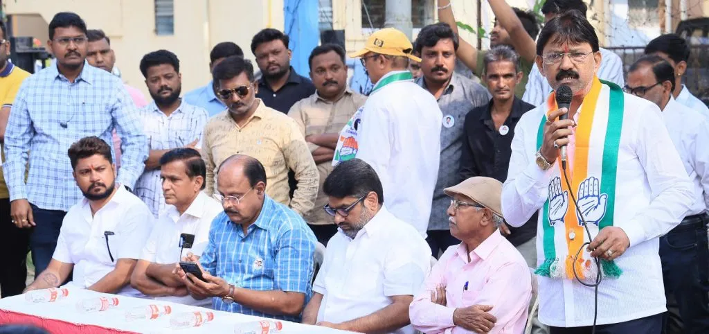 The development of suburbs is due to MLA Ruturaj Patil.