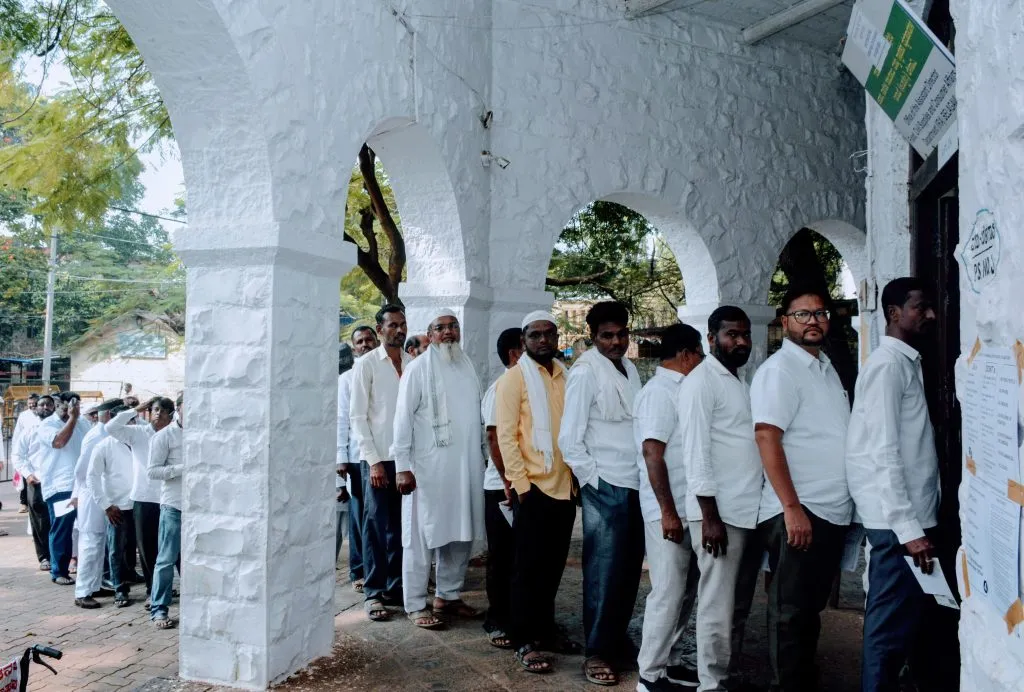 Strong vote for Waqf Board