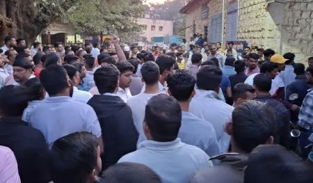 Tension in Gadhinglaj after migrant's act