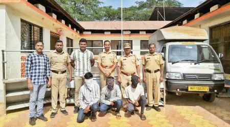 Hotel material thieves arrested