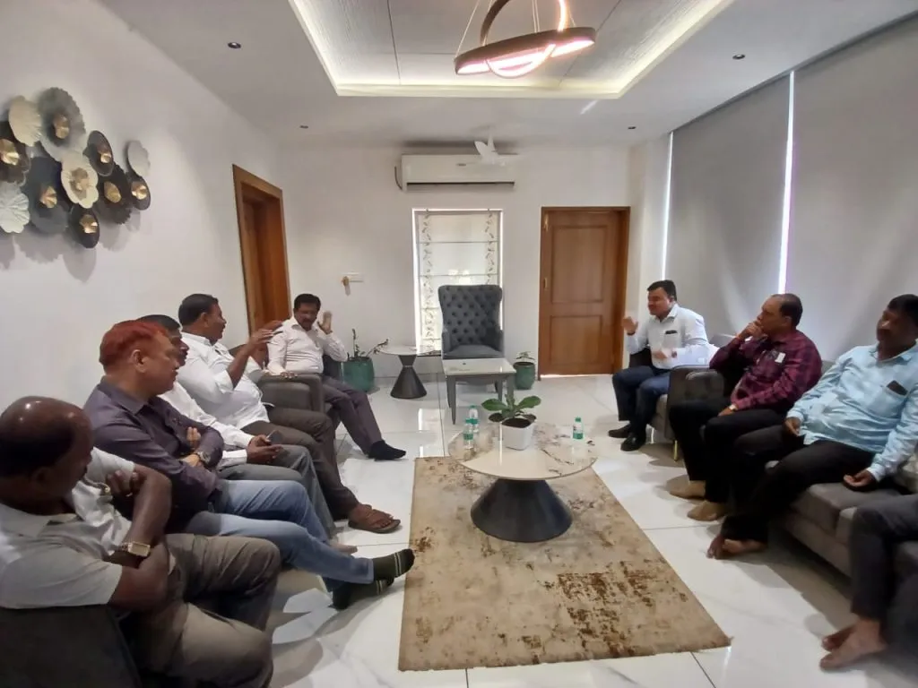 Immediately repair the bad roads in the taluk