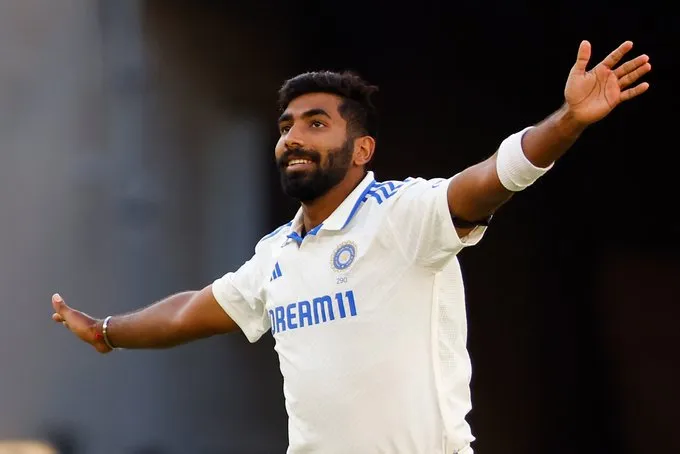 पर्थवर उसळला बुमराह Bumrah bounces on Perth