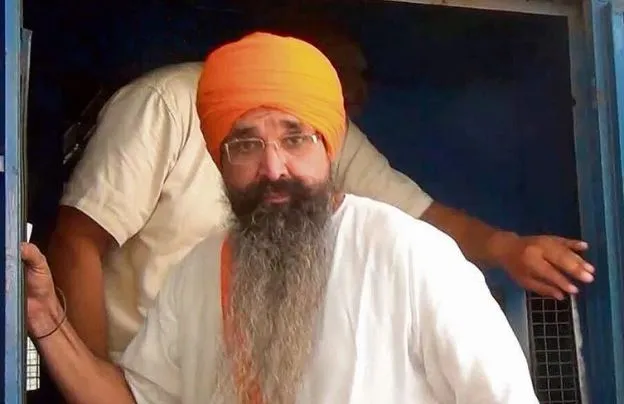 दहशतवादी राजोआनाला 3 तासांचा पॅरोल Terrorist Rajoana granted 3-hour parole