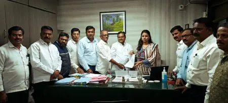 Knowingly spread hatred about the school in Jadhavwadi