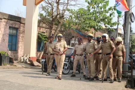 निवडणुकीत पोलीस 24 तास ऑन ड्युटी Police on duty 24 hours during elections