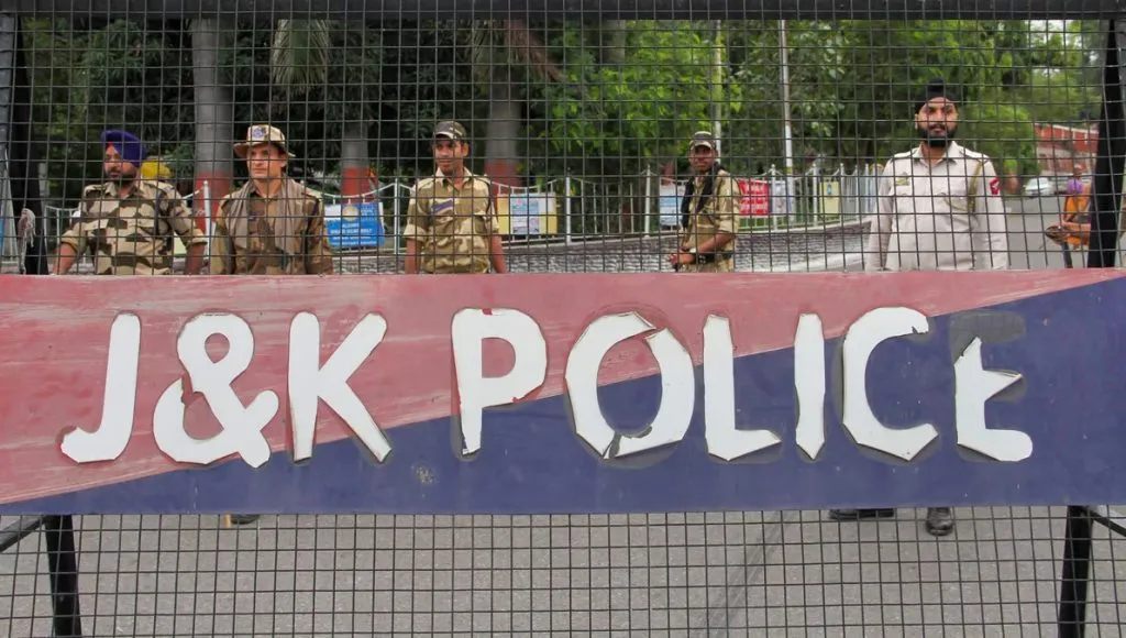 जम्मूच्या 4 जिल्ह्यात 56 ठिकाणी छापे Raids conducted at 56 places in 4 districts of Jammu