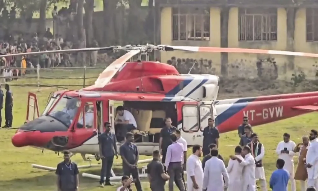 Rahul Gandhi's helicopter on 'waiting' in Jharkhand