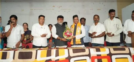 Aam Aadmi Party district president Paresh Pratap Salvi joins Shiv Sena