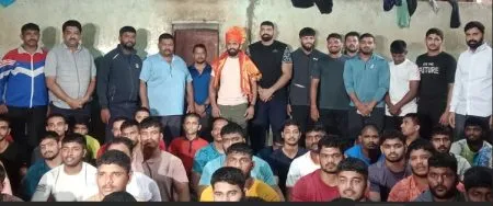 पदक मिळवण्यासाठी मल्लांना सर्व सोयीसुविधा आवश्यकच Wrestlers need all the facilities to win medals