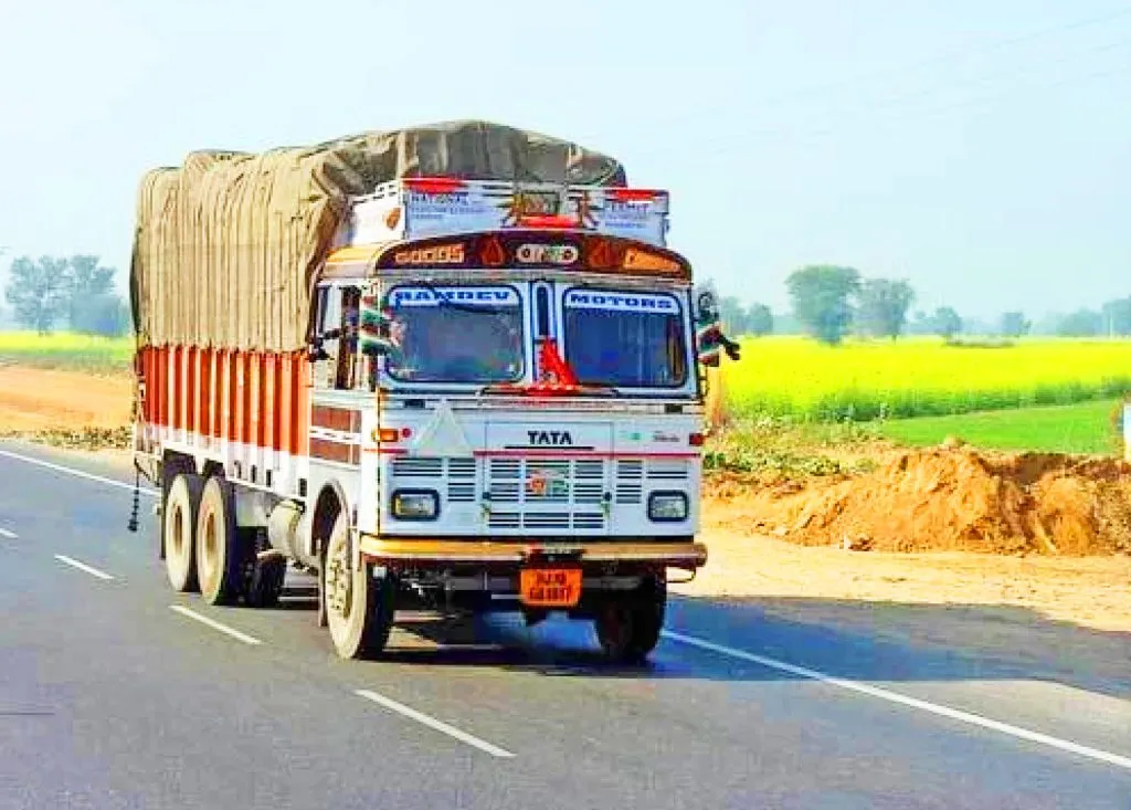 शहरात अवजड वाहन प्रवेशबंदीच्या वेळेत बदल Change in heavy vehicle entry timings in the city