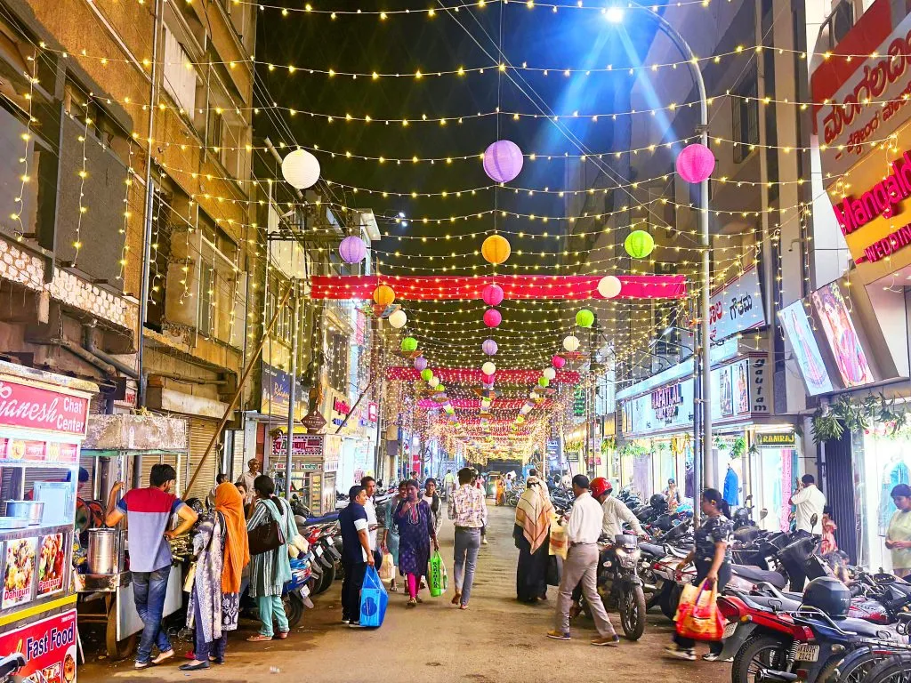 चैतन्यमयी दीपोत्सवाला उत्साहात प्रारंभ Chaitanyamayi Deepotsava begins with enthusiasm