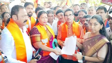 Protest march on behalf of BJP in Karwar