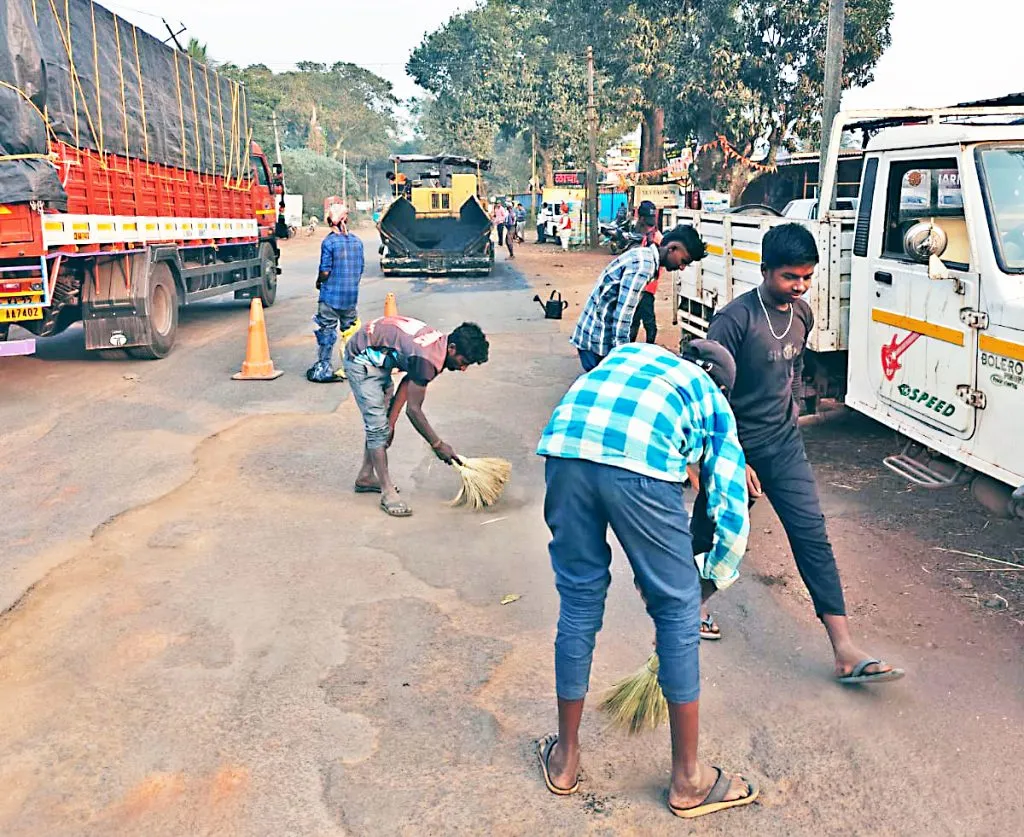 The road from Sulga (Hin.) Nallah is ready for asphalting.