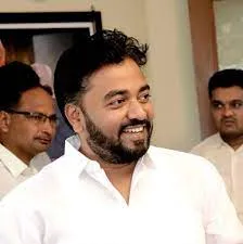 MLA Rahul Awade resolved to plant trees