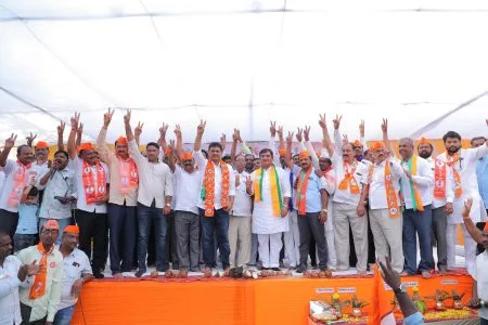 के.पी.साहेब तुमच्या काळातील फक्त 10 विकासकामे सांगा, मगच मते मागा K.P. Saheb, mention only 10 development works of your time, only then ask for votes