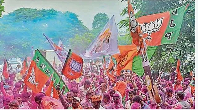 विधानसभा पोटनिवडणुकीत भाजपची सरशी BJP's lead in assembly by-elections