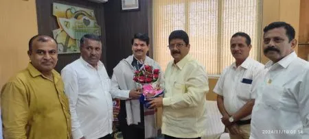 शेखर निकम निवडून येणार अन् मंत्रीही होणारः म्हात्रे Shekhar Nikam will be elected and will also become a minister: Mhatre