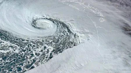 Cyclone 'Fengal' heading towards Tamil Nadu