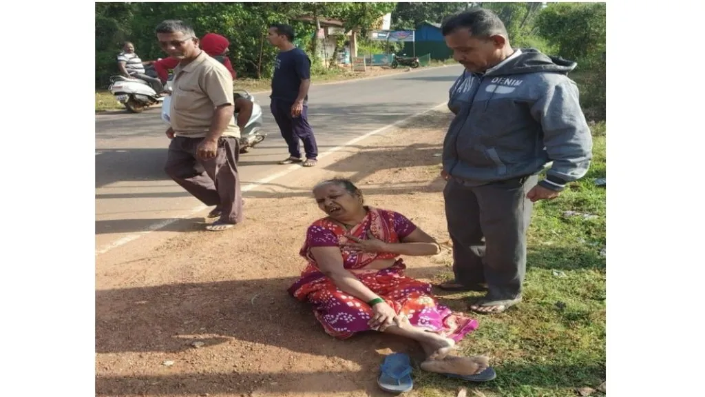 आजगावातील “त्या” धोकादायक स्पीडब्रेकरवर दुचाकीवरून पडून महिला जखमी