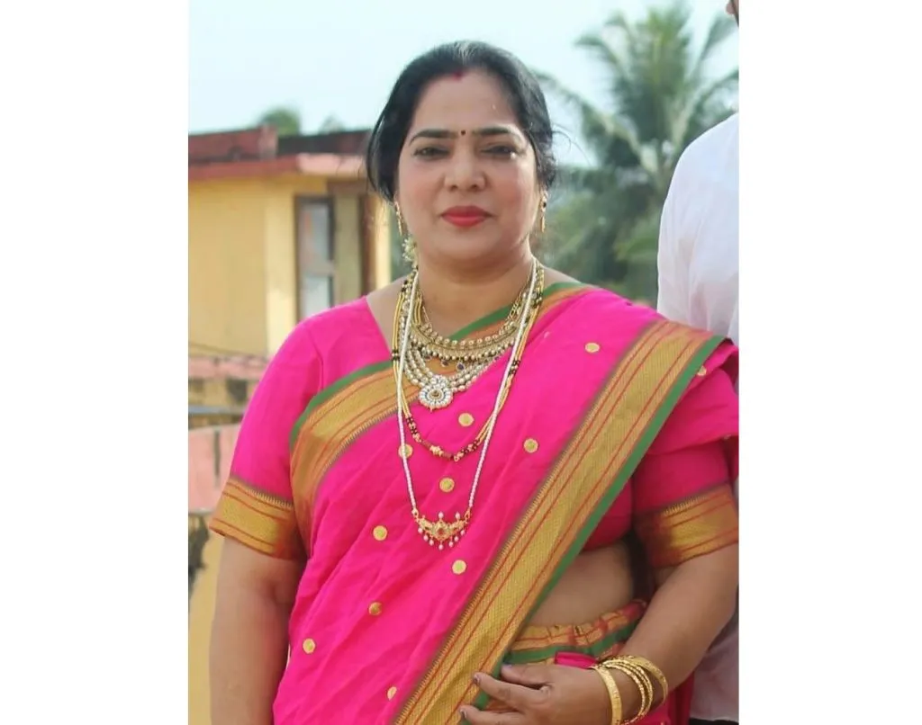 Uma Patil duped a woman from Nadoda for four lakhs