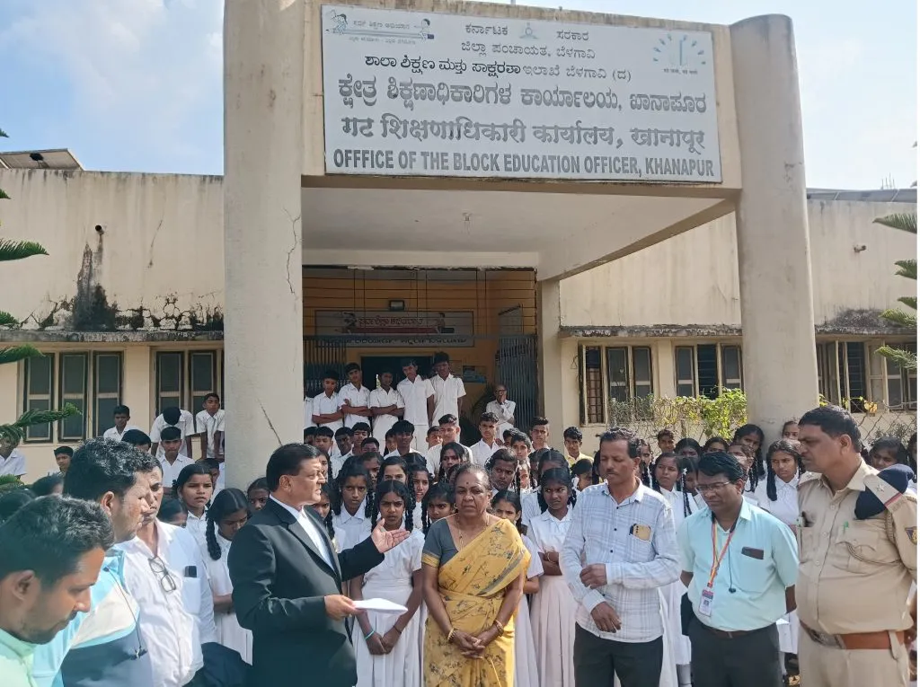 Shiroli High School students protest in front of BEO office for a teacher