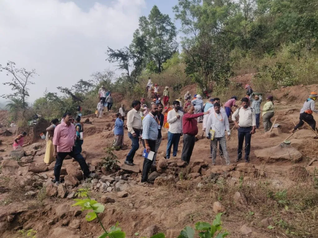 Officials inspect Rohyo work