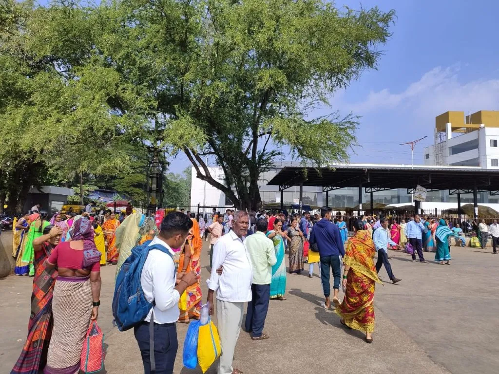 Bus service under pressure from 'Shakti', trips and conventions