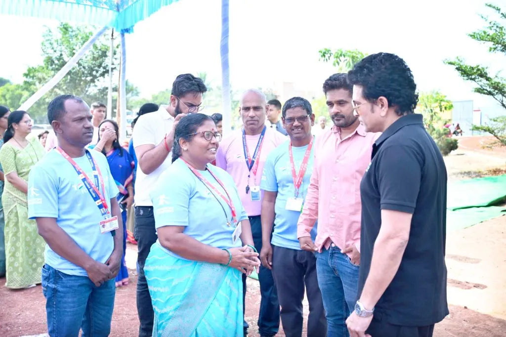 A girl from Belgundi village met Sachin Tendulkar