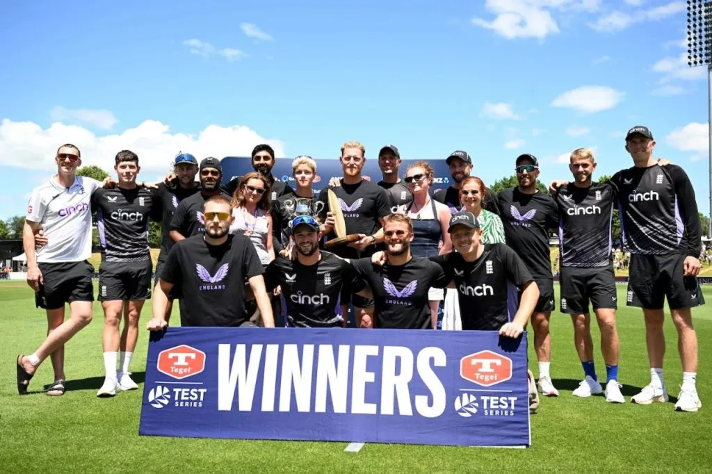 न्यूझीलंडचा इंग्लंडवर विक्रमी विजय New Zealand's record win over England