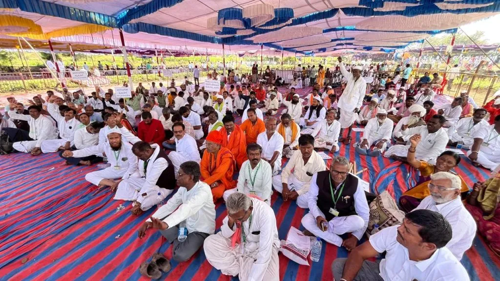 Provide government facilities to traditional healers