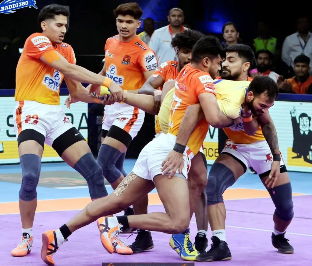 पुणेरी पलटनकडून तामिळ थलैवाज पराभूत Tamil Thalaiwaj defeated by Puneri Paltan
