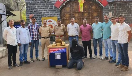 The DB team of Satara City Police Station has succeeded in seizing valuables worth Rs. 1 lakh 27 thousand from a criminal who was arrested in connection with a house burglary case in Shahunagar (Satara).