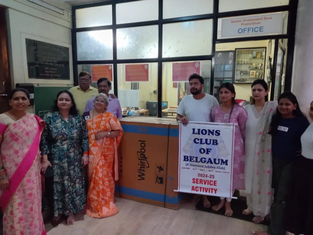 Gift of washing machine to Gangamma Chikumbi Math by Lions