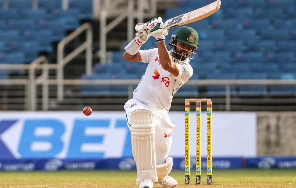 बांगलादेशचा डाव 164 धावांत समाप्त Bangladesh's innings ended at 164 runs.