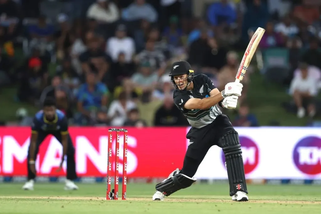 New Zealand take series lead