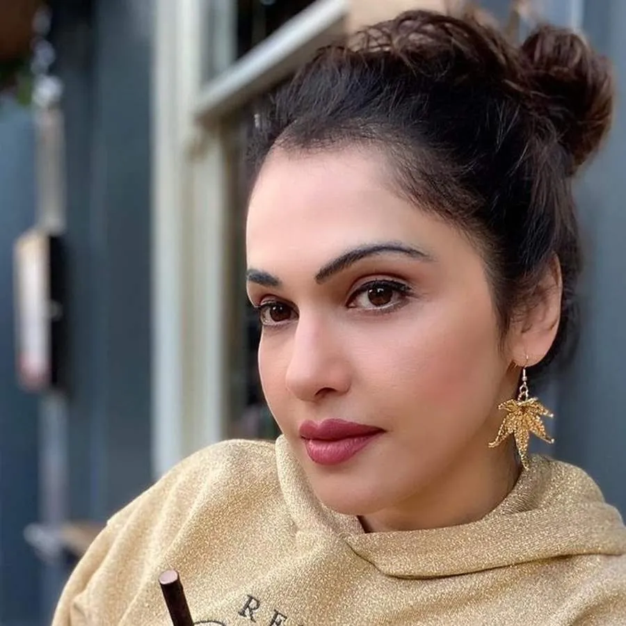 प्रियंका चोप्रा पेक्षा चांगली भूमिका मी केली असतीः ईशा कोप्पीकर Isha Koppikar: I Could Outshine Priyanka Chopra