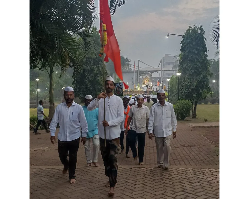 श्री शिवप्रतिष्ठान हिंदुस्थानतर्फे मातृ-पितृ इच्छापूर्ती दिन Shri Shiv Pratishthan Hindustan celebrates Mother-Father Wish Fulfillment Day