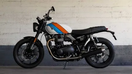 Triumph Speed ​​Twin 900 Launched