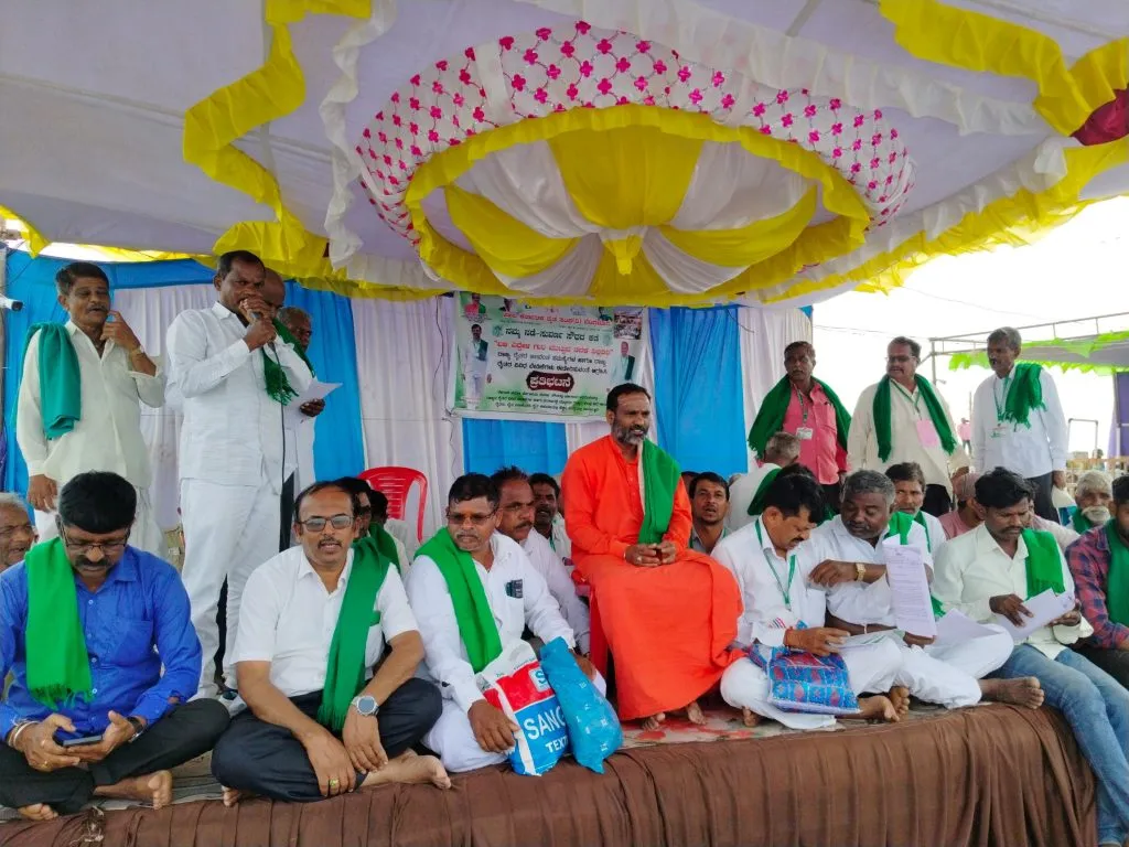 Dharwad-Belgaum railway line should be constructed through wasteland