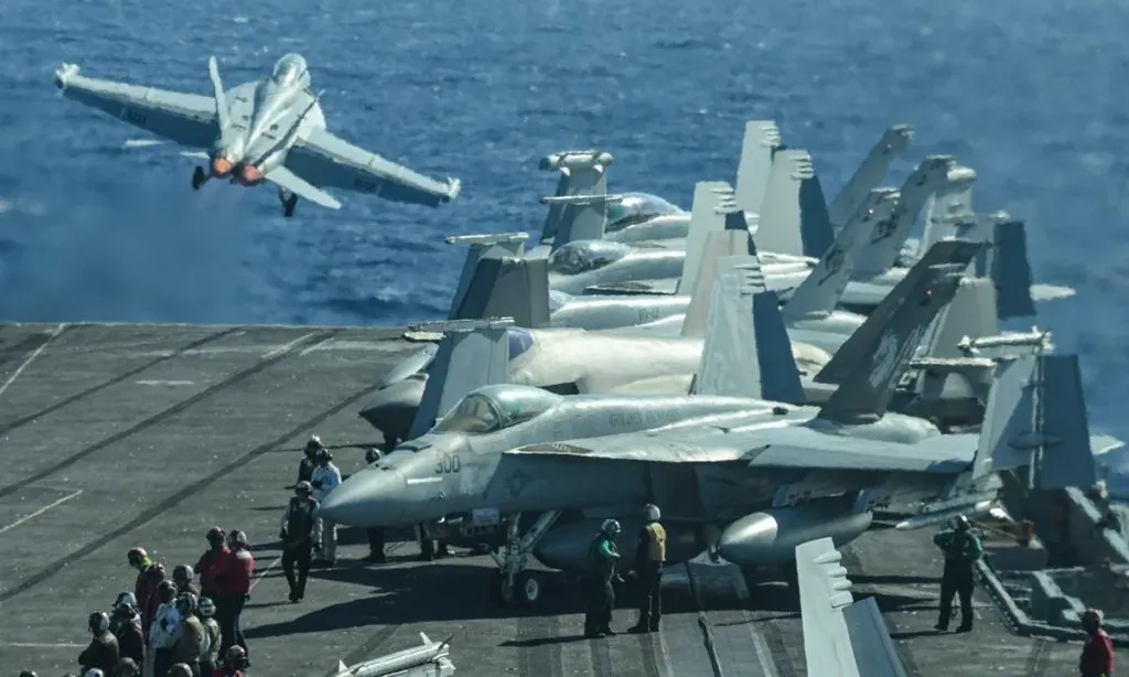 US Navy missile attack on its own aircraft