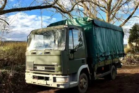 Military vehicle given the appearance of a hotel
