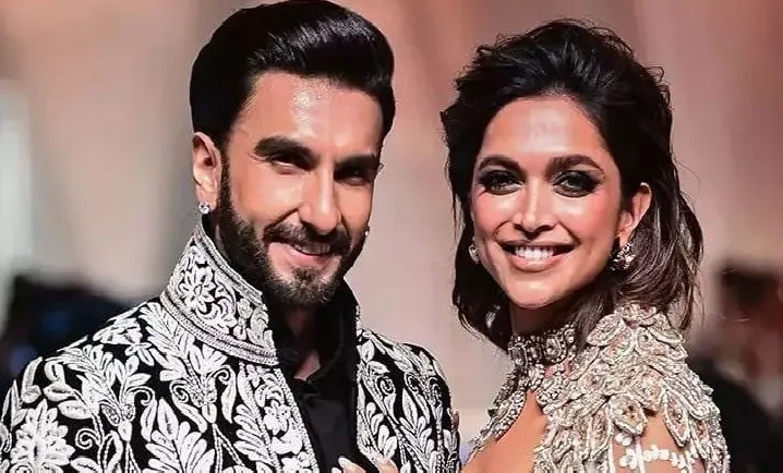 Deepika's entry in 'Love and War'