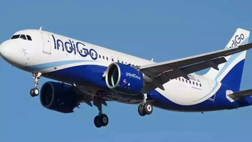 ‘इंडिगो’मधून नोव्हेंबरमध्ये 1 कोटी प्रवाशांचा प्रवास IndiGo carries 1 crore passengers in November