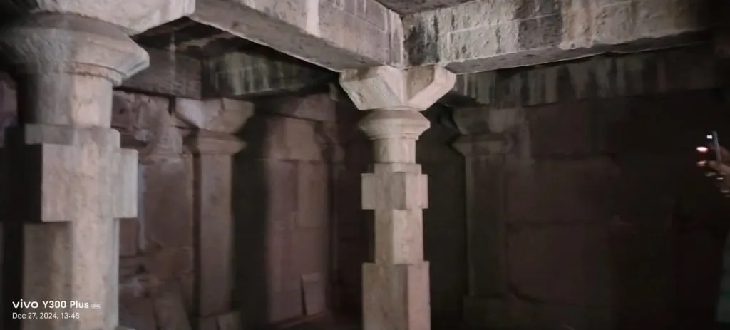 ध्यान मंदिर नव्हे, कोल्हापूरचे हे अंतरंगच Not a meditation temple, but this is the inner sanctum of Kolhapur